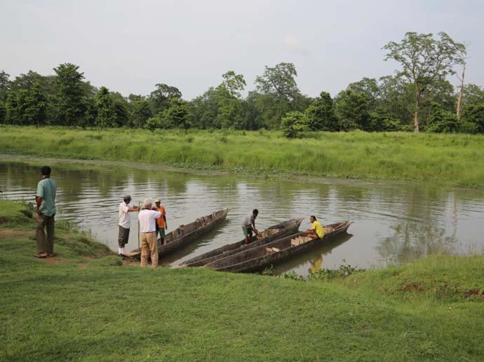 Hotel Royal Safari Chitwan Exterior foto
